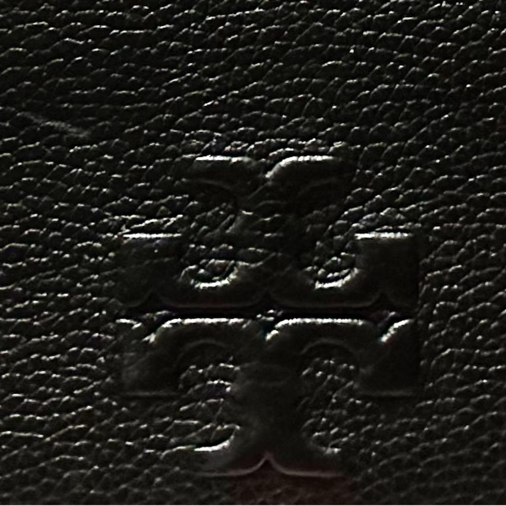 Tory Burch Elegant Black Leather Crossbody Bag - Picture 8 of 17